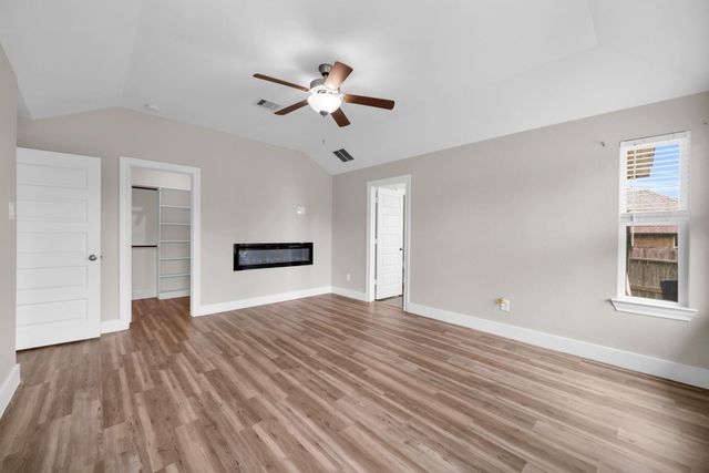 2082 Gadwall Drive, Conroe, TX 77384