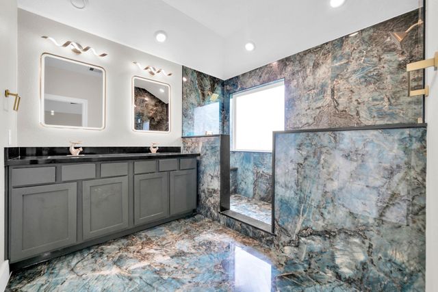 2082 Gadwall Drive, Conroe, TX 77384