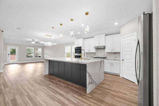 2082 Gadwall Drive, Conroe, TX 77384