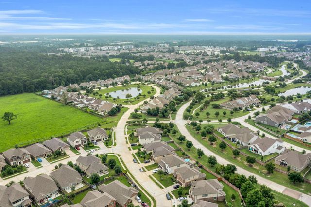 2082 Gadwall Drive, Conroe, TX 77384