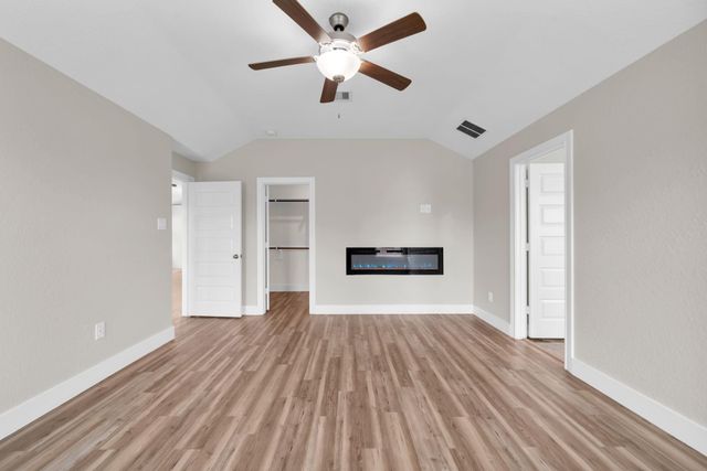 2082 Gadwall Drive, Conroe, TX 77384