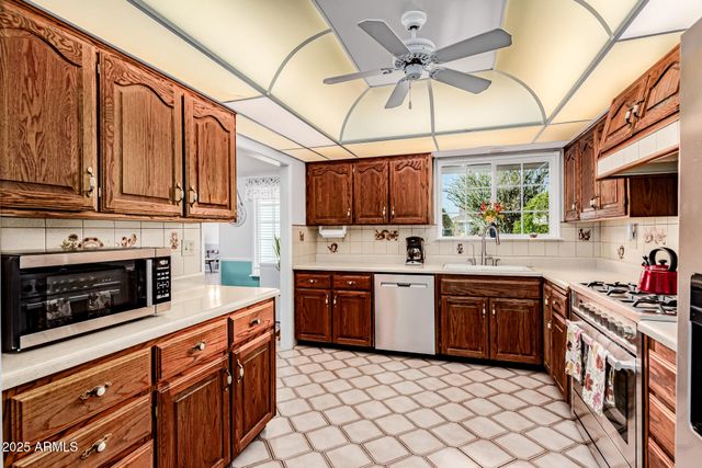 14218 N MCPHEE Drive, Sun City, AZ 85351