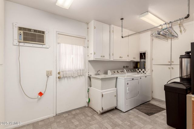 14218 N MCPHEE Drive, Sun City, AZ 85351