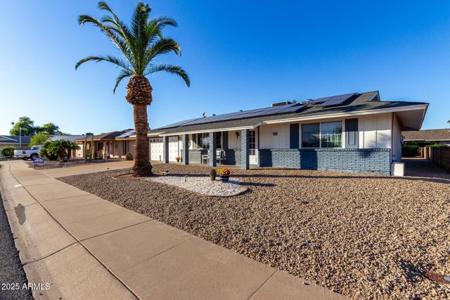 14218 N MCPHEE Drive, Sun City, AZ 85351