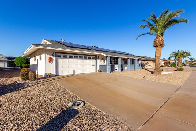 14218 N MCPHEE Drive, Sun City, AZ 85351