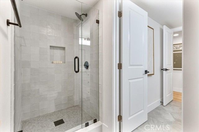 10900 Remmet Avenue, Chatsworth (los Angeles), CA 91311