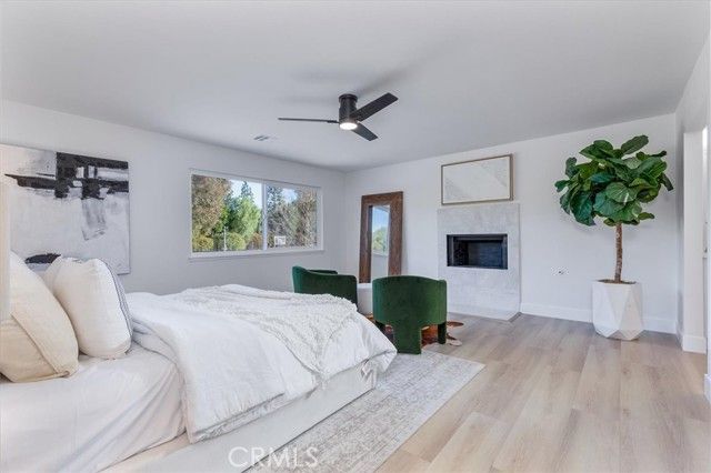 10900 Remmet Avenue, Chatsworth (los Angeles), CA 91311