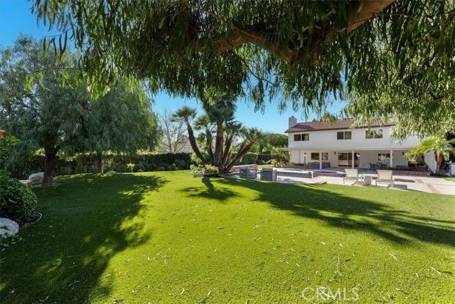 10900 Remmet Avenue, Chatsworth (los Angeles), CA 91311