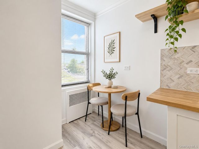 2287 Mott Avenue 6D, Far Rockaway, NY 11691