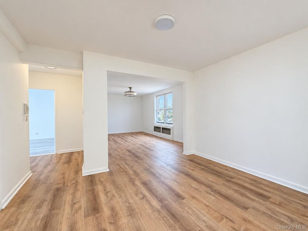 2287 Mott Avenue 6D, Far Rockaway, NY 11691 — photo 3