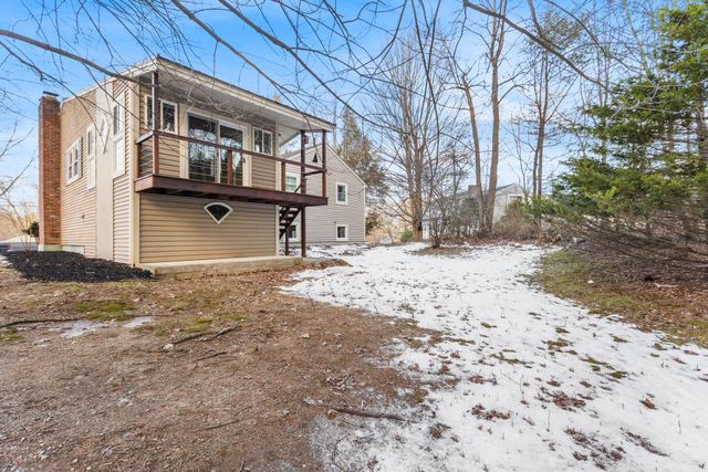 6 Barkland Drive, Derry, NH 03038