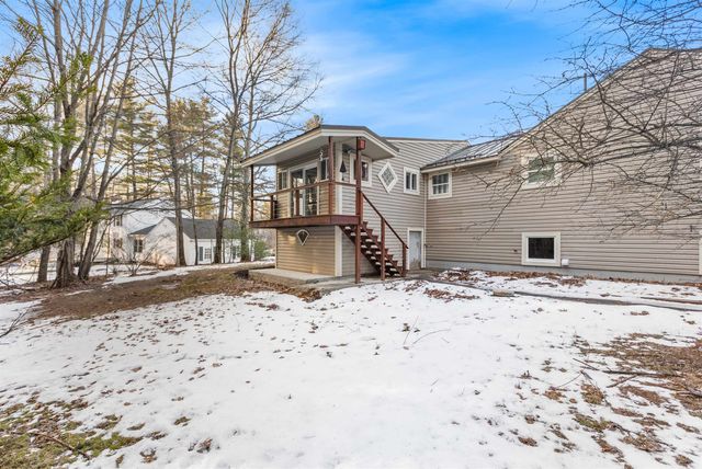 6 Barkland Drive, Derry, NH 03038
