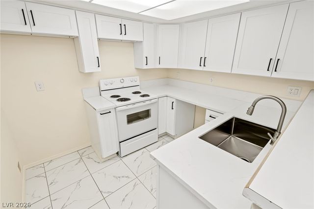 8455 West Sahara Avenue 139, Las Vegas, NV 89117