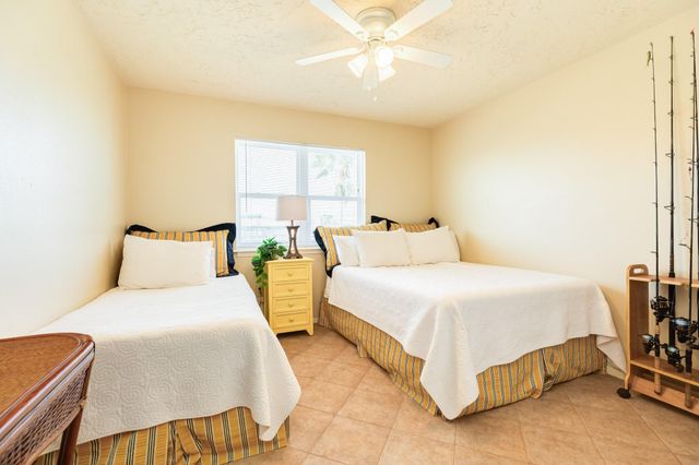 247 Schooner Drive, Freeport, TX 77541