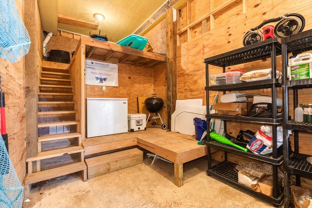 247 Schooner Drive, Freeport, TX 77541