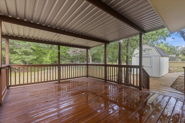 134 Tejas ST, Smithville, TX 78957