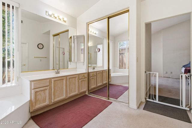 16435 N 47TH Place, Phoenix, AZ 85032