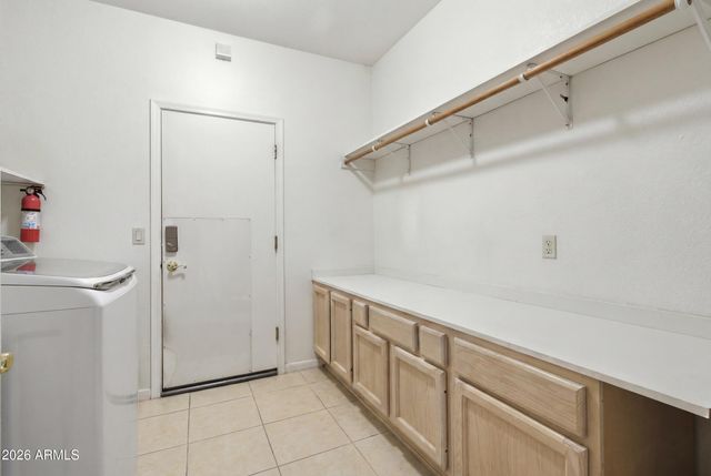 16435 N 47TH Place, Phoenix, AZ 85032