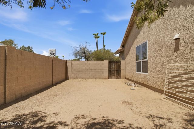 16435 N 47TH Place, Phoenix, AZ 85032