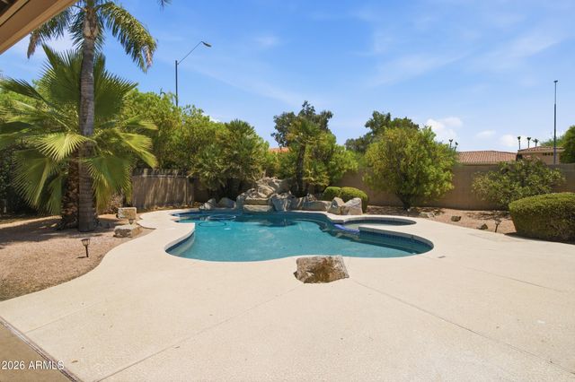 16435 N 47TH Place, Phoenix, AZ 85032