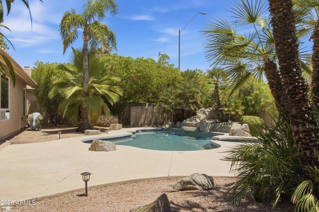 16435 N 47TH Place, Phoenix, AZ 85032