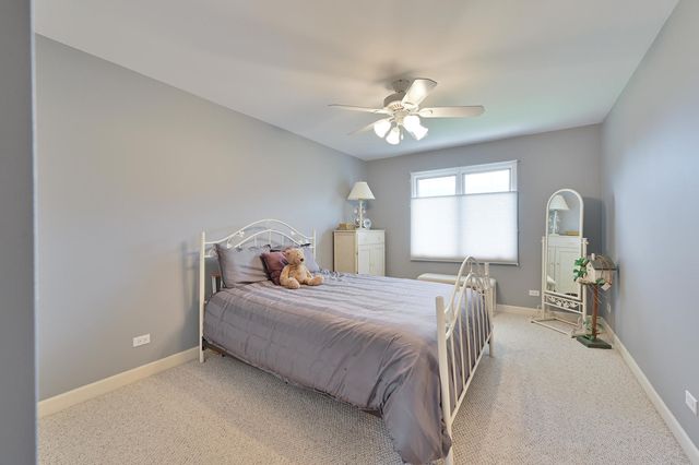 3430 Sandstone Court, Lake In The Hills, IL 60156