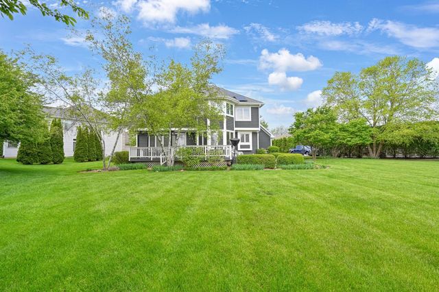 3430 Sandstone Court, Lake In The Hills, IL 60156
