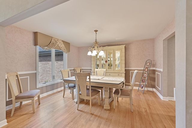 3430 Sandstone Court, Lake In The Hills, IL 60156