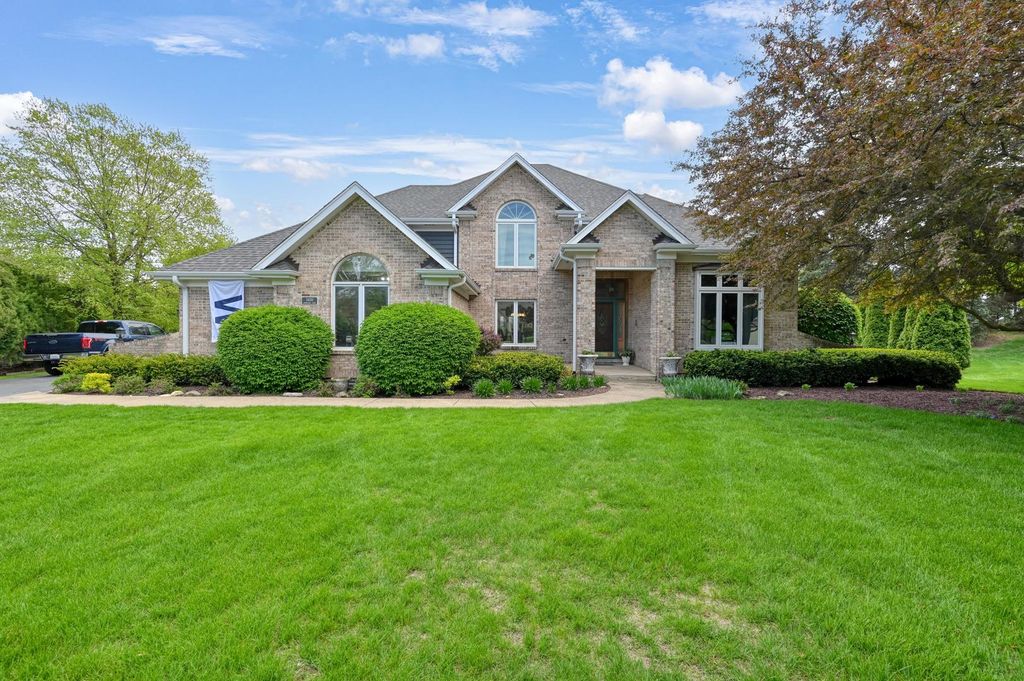 3430 Sandstone Court, Lake In The Hills, IL 60156