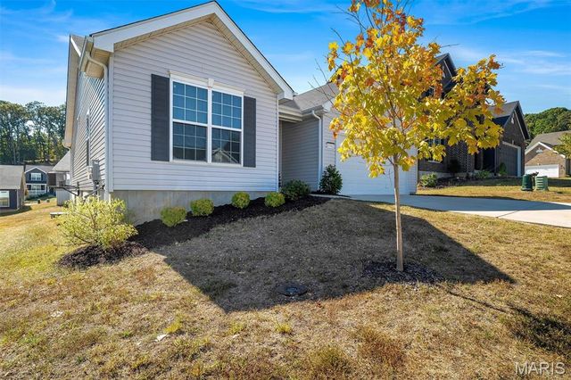 2751 Winding Valley Drive, Fenton, MO 63026