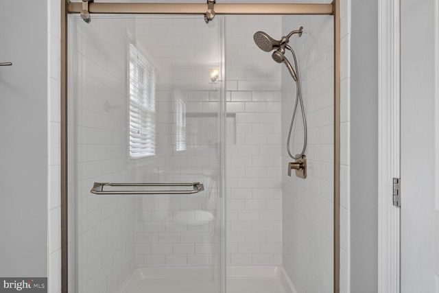 7612 WINTERBERRY PL, Bethesda, MD 20817