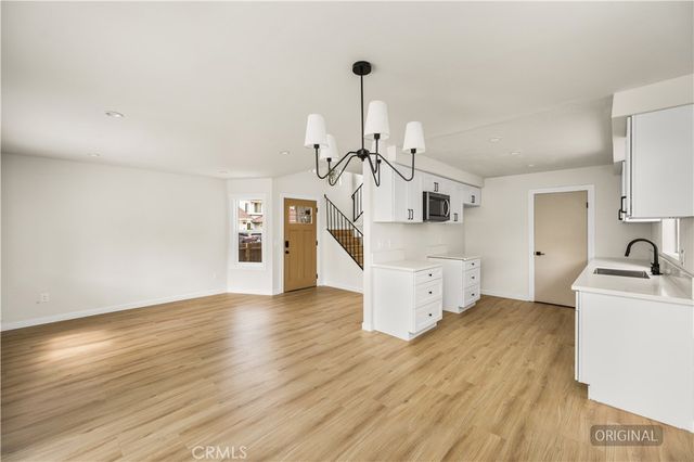 730 Grape Circle, Compton, CA 90220