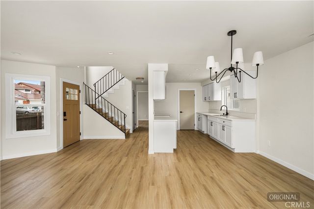 730 Grape Circle, Compton, CA 90220