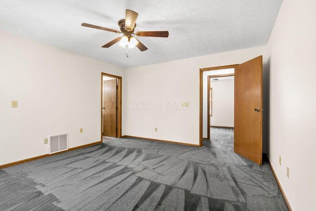 8393 Cliffthorne Way, Columbus, OH 43235