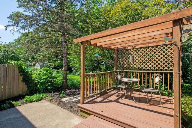 8393 Cliffthorne Way, Columbus, OH 43235