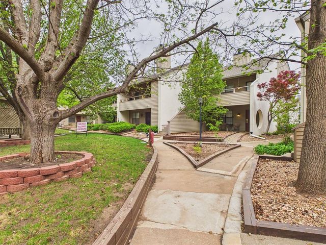 11130 Stratford Drive 325, Oklahoma City, OK 73120