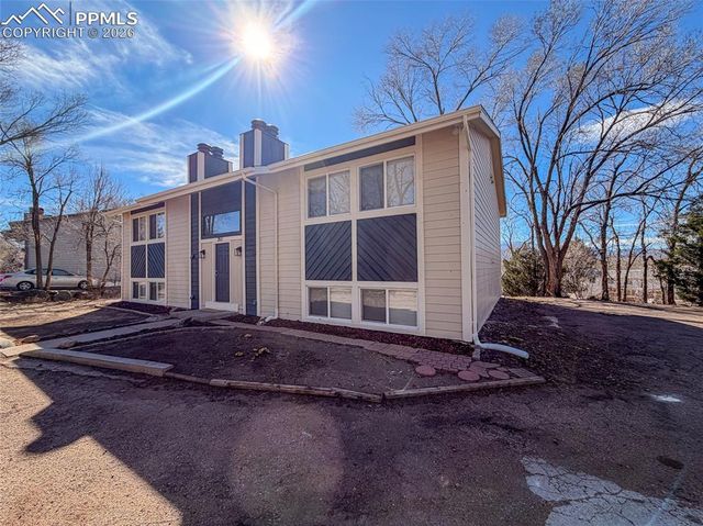 351 Gahart Drive, Colorado Springs, CO 80916