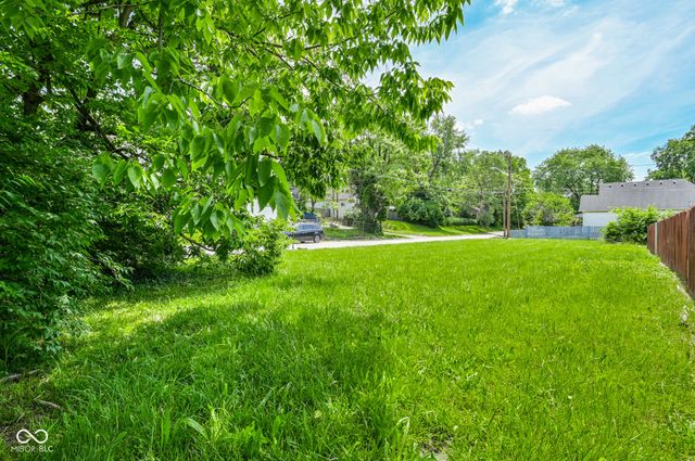 1520 Samoa Street, Indianapolis, IN 46201