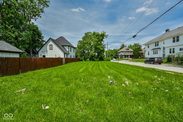 1520 Samoa Street, Indianapolis, IN 46201