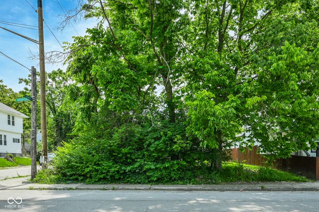 1520 Samoa Street, Indianapolis, IN 46201