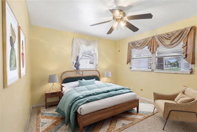9680 PARK LAKE DRIVE N, Pinellas Park, FL 33782