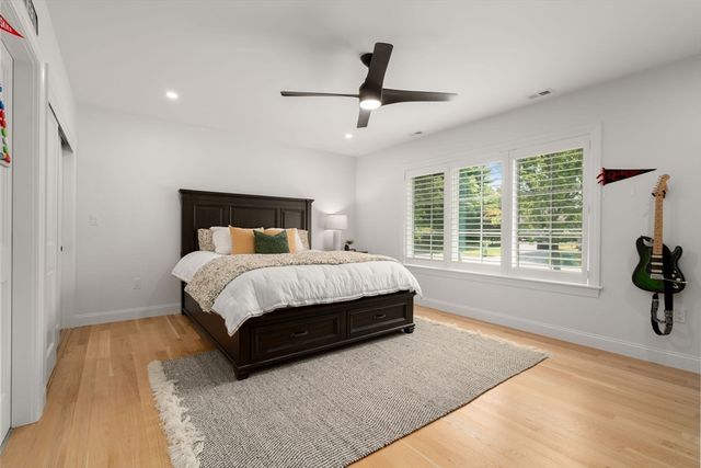 54 Meadowbrook Road, Westwood, MA 02090