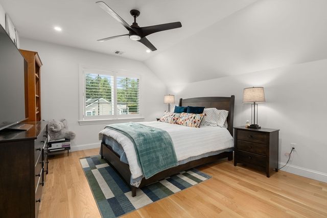 54 Meadowbrook Road, Westwood, MA 02090