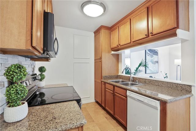 23304 Marigold 203, Torrance, CA 90502