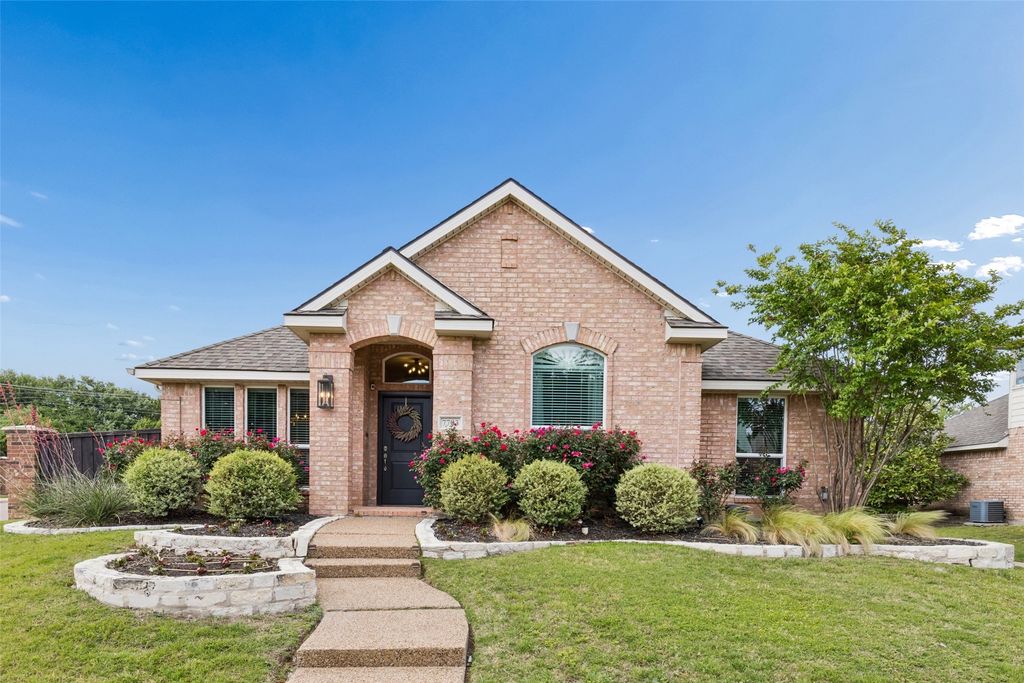 7703 Worthing Street, Dallas, TX 75252