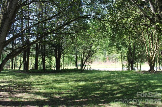 9000 Beatties Ford Road, Huntersville, NC 28078