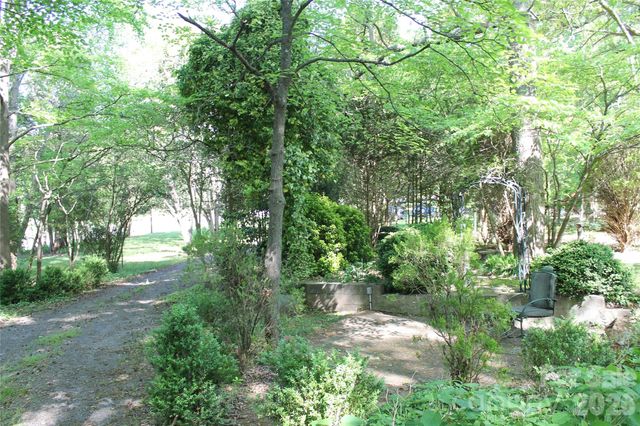 9000 Beatties Ford Road, Huntersville, NC 28078