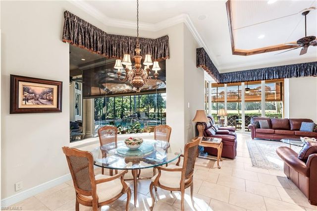 7615 Palmer CT, Naples, FL 34113