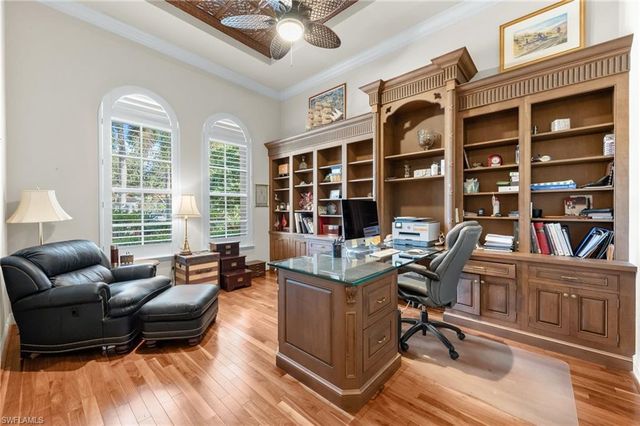 7615 Palmer CT, Naples, FL 34113