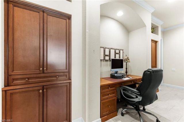 7615 Palmer CT, Naples, FL 34113